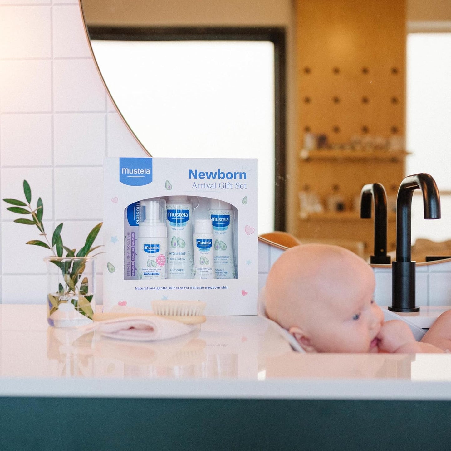 Mustela Newborn Arrival Gift Set - Baby Skincare & Bath Time Essentials - Natural & Plant Based